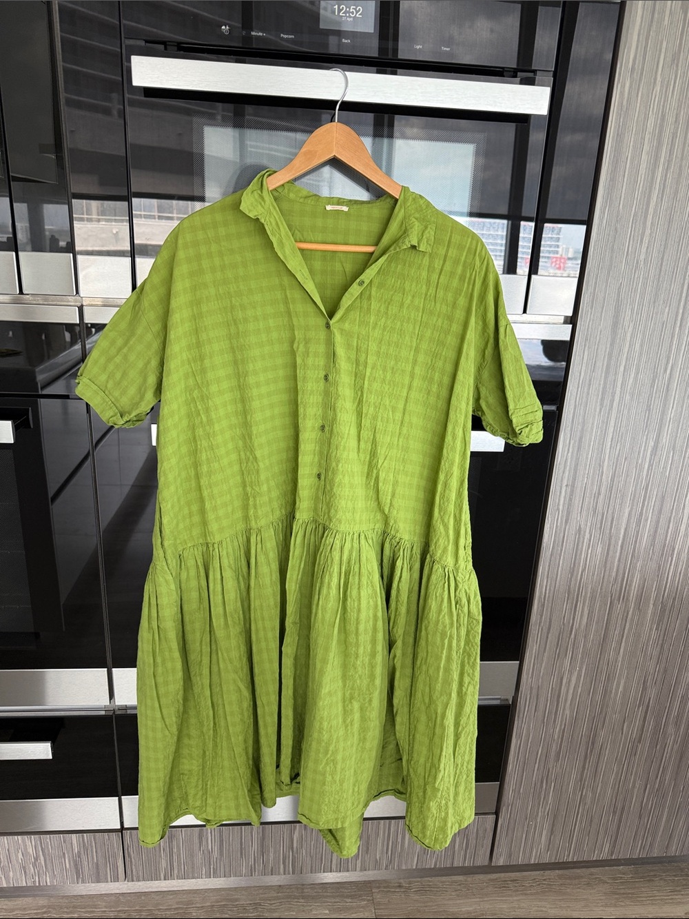 Relaxed Shirt Midi Dress in Green